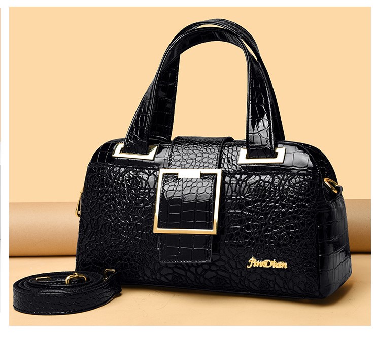 Фото Сумки Сумка из лаковой эко кожи JinDian