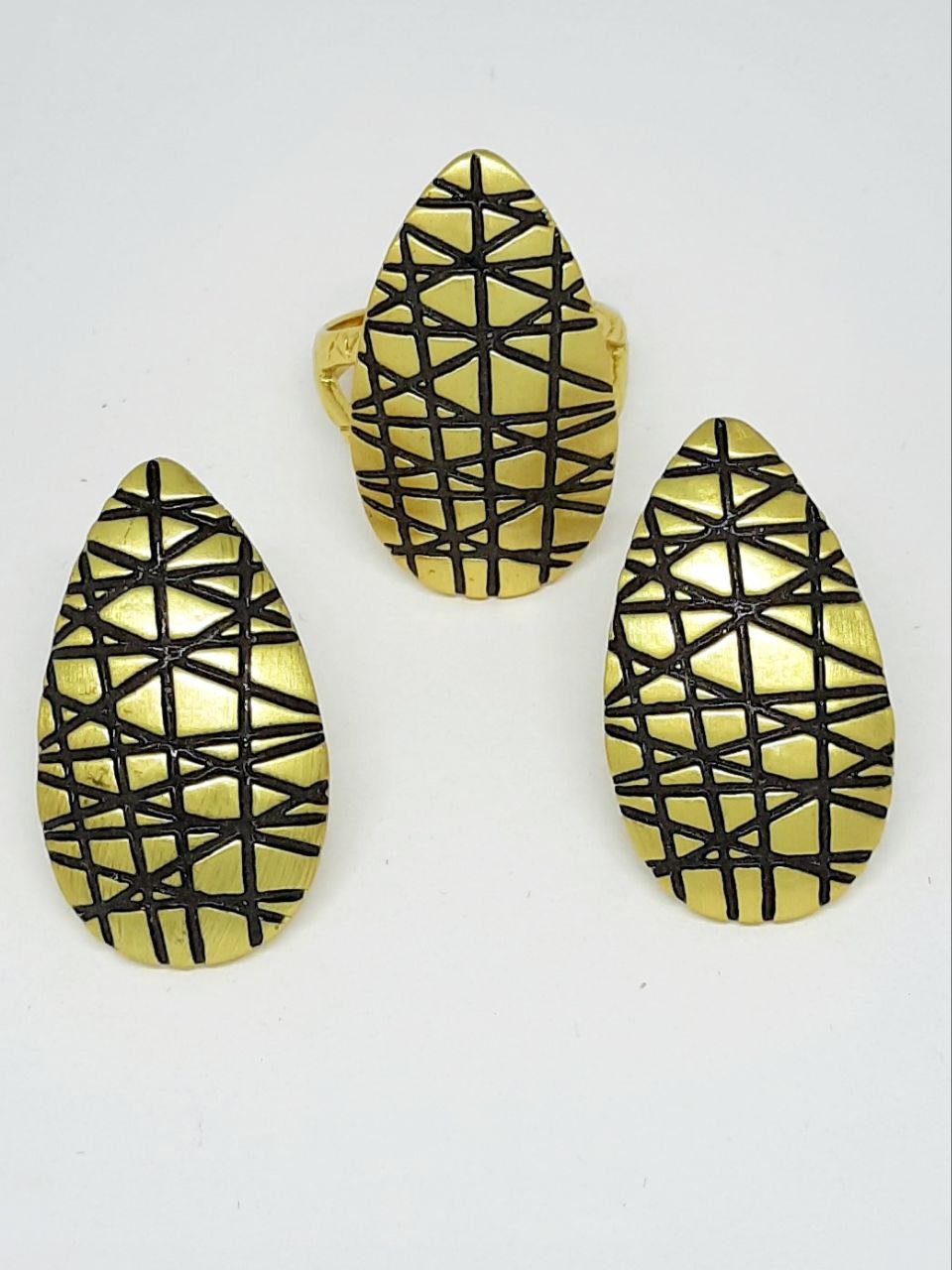 Фото Бижутерия, -Fason-бижутерия, --Серьги, --Кольца Набор Fashion-бижутерии ABELLA BRAND