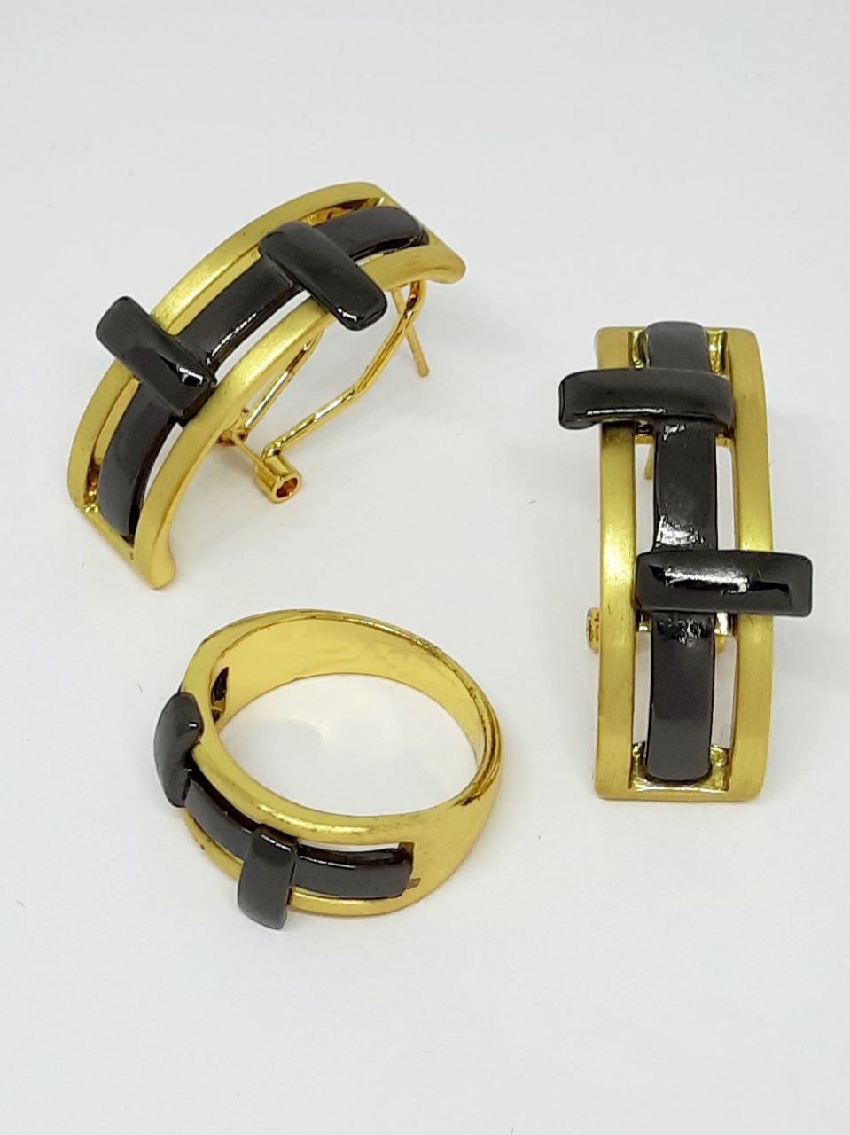 Фото Бижутерия, -Fason-бижутерия, --Серьги, --Кольца Набор Fashion-бижутерии ABELLA BRAND