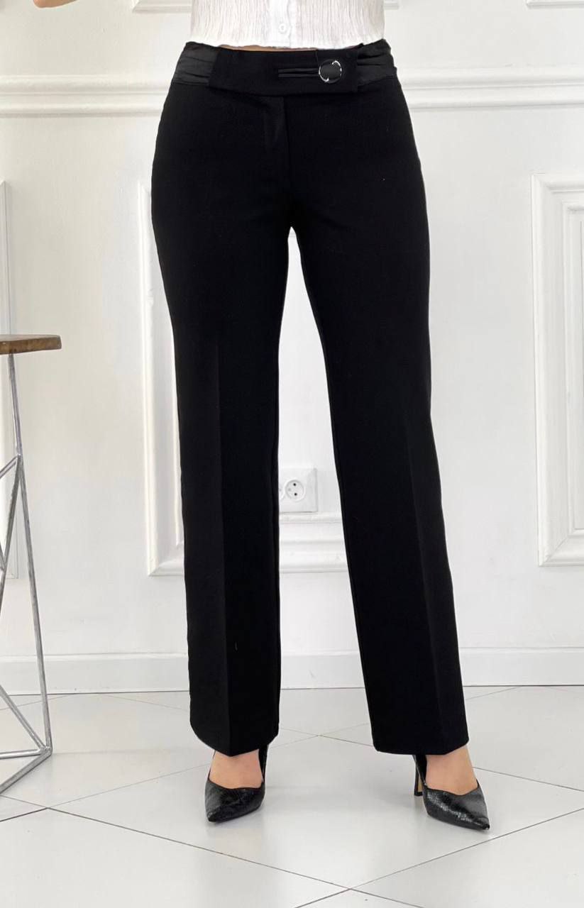Фото -Брюки и джинсы Брюки Валерия модель 019 черные из легкой ткани босс стрейч
