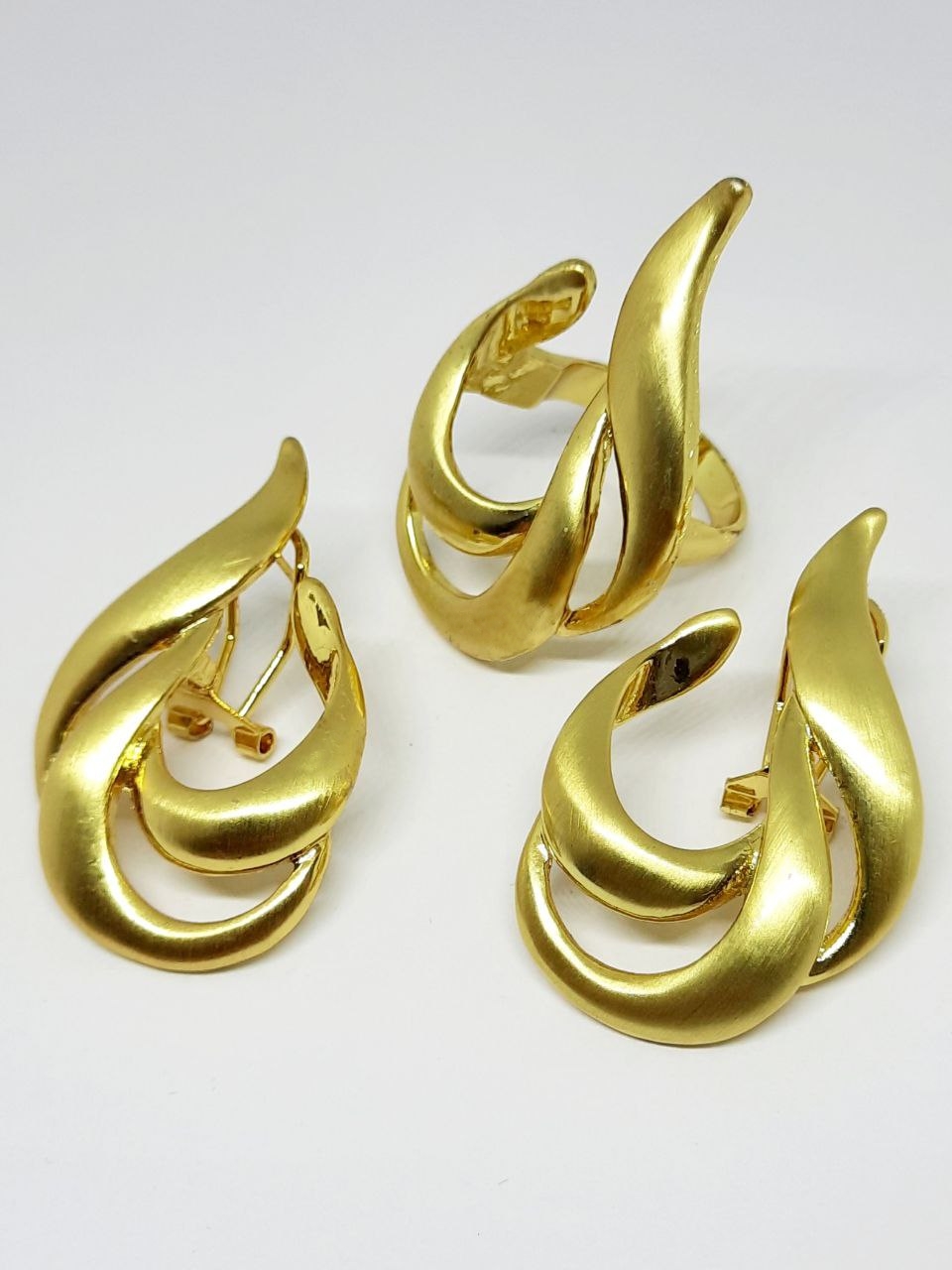 Фото Бижутерия, -Fason-бижутерия, --Серьги, --Кольца Набор Fashion-бижутерии ABELLA BRAND