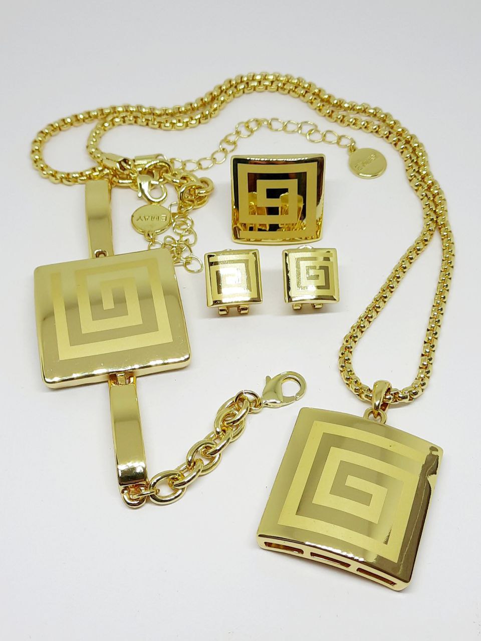 Фото Бижутерия, -Fason-бижутерия, --Серьги, --Кольца, --Браслеты Набор Fashion-бижутерии ABELLA BRAND