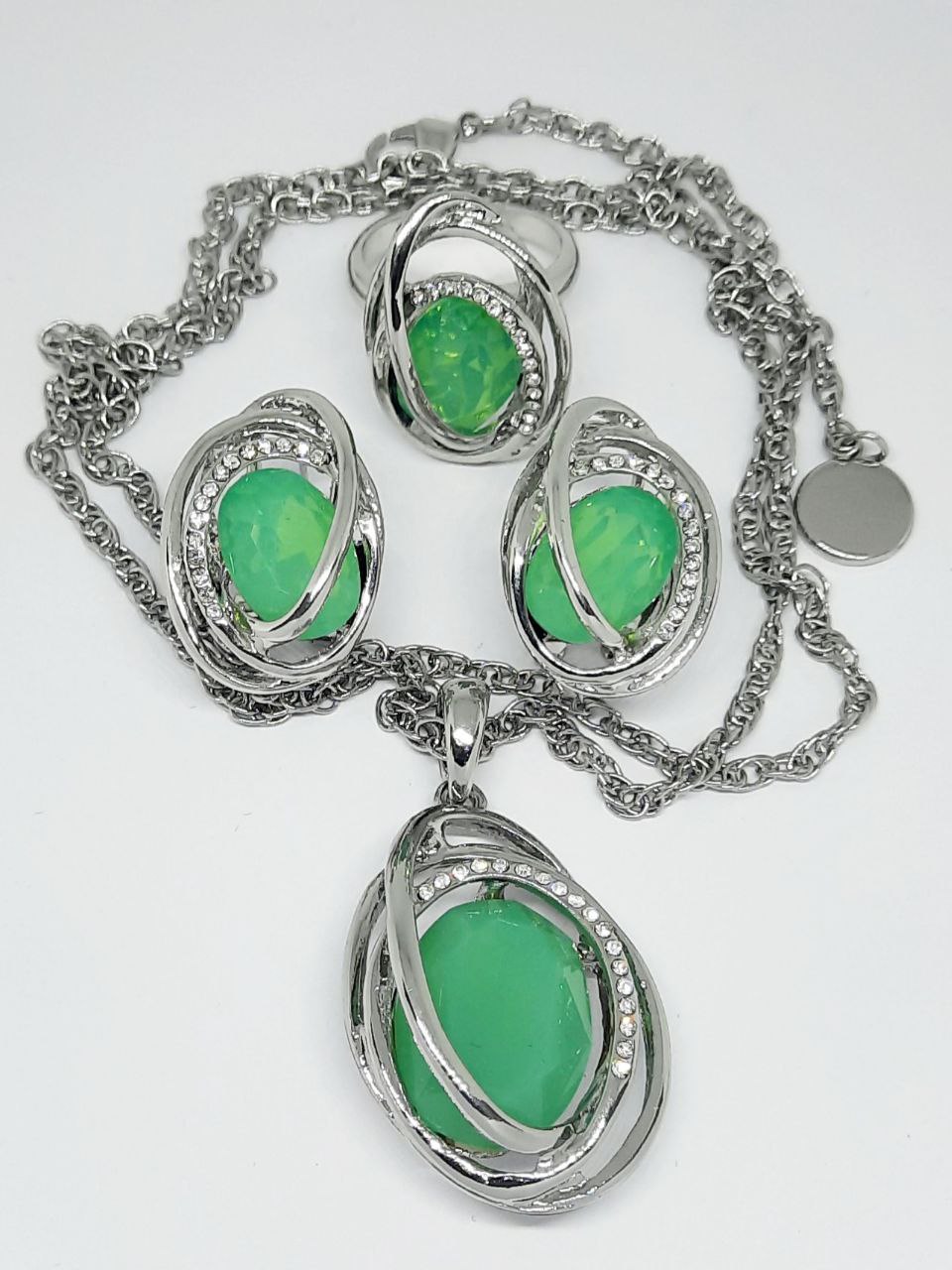 Фото Бижутерия, -Fason-бижутерия, --Серьги, --Кольца, -Подвески, бусы, цепи Набор Fashion-бижутерии ABELLA BRAND