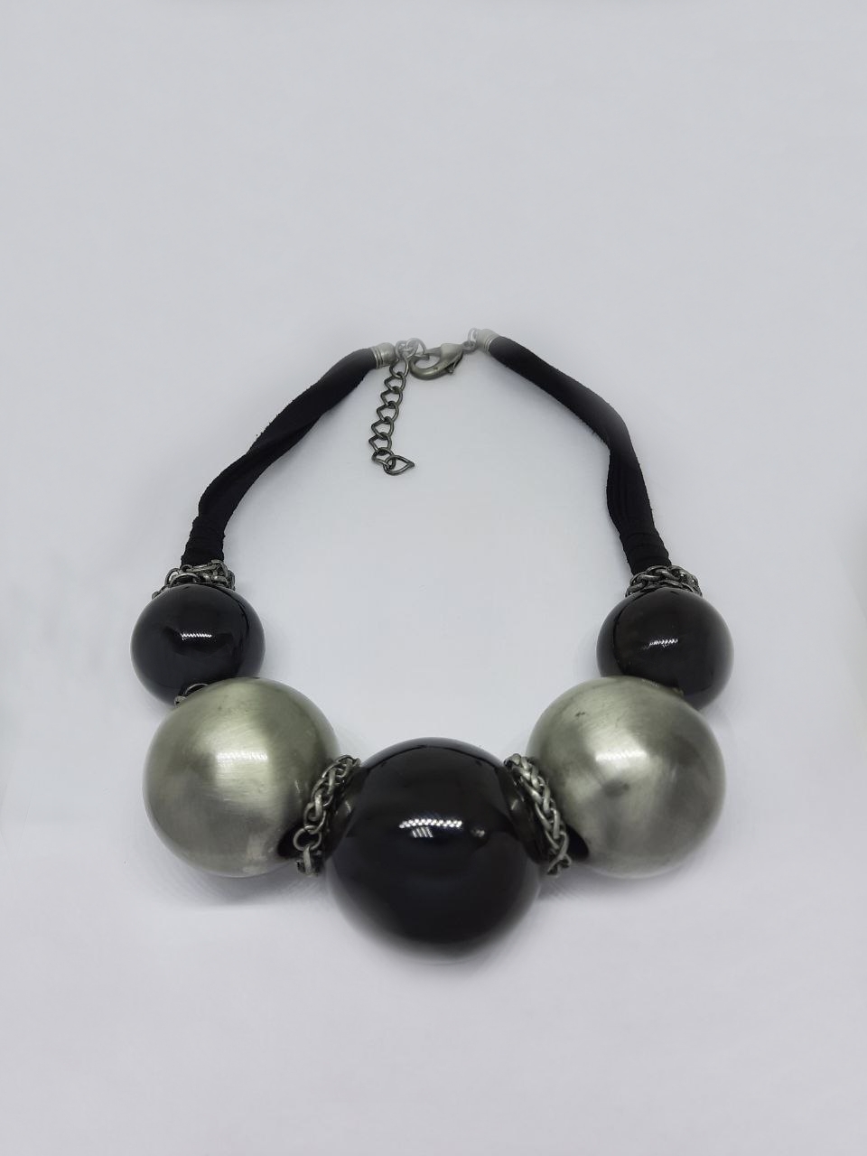 Фото -Подвески, бусы, цепи Колье Авелли